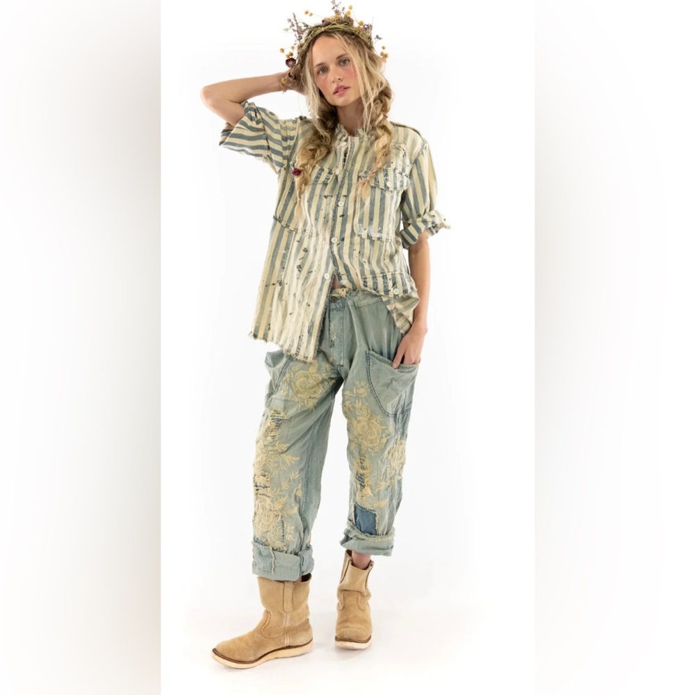 NWT Magnolia Pearl Embroidered Floral O’Keefes Jeans OS